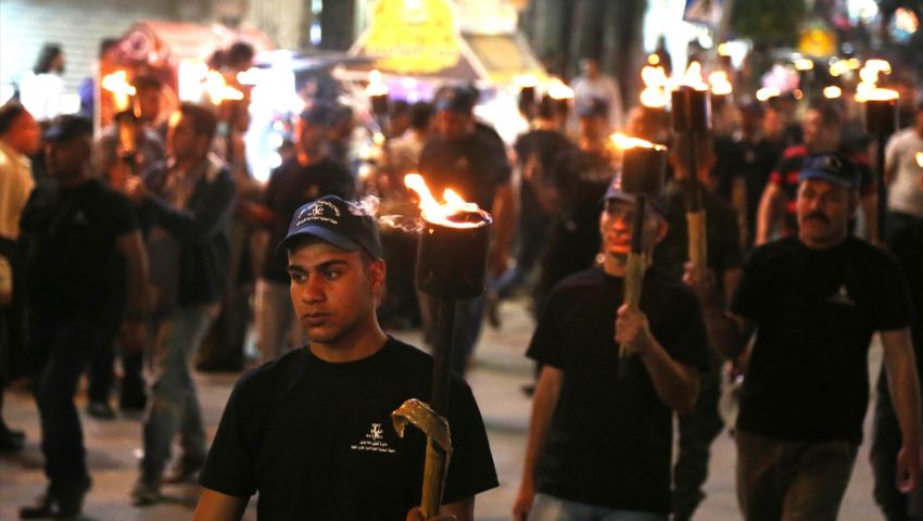 بالصور| مسيرة مشاعل تجوب شوارع رام الله في ذكرى النكبة الفلسطينية