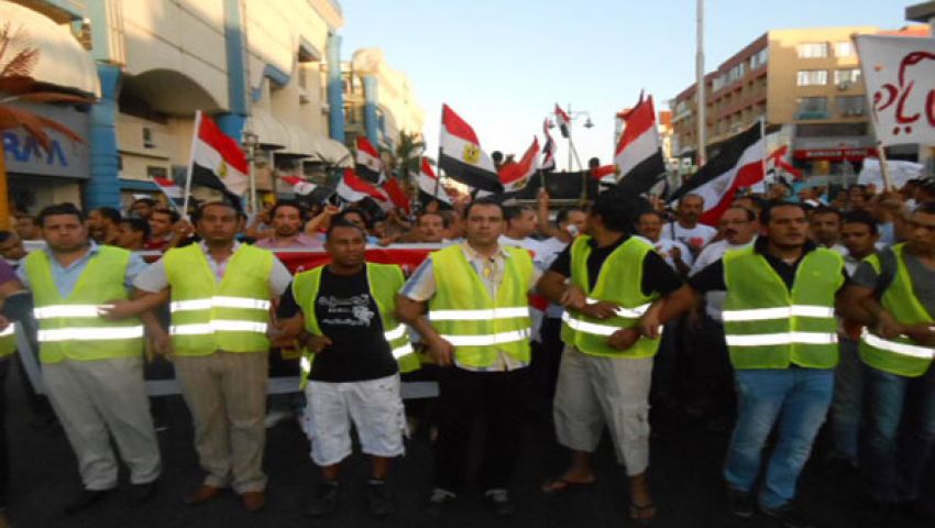 الانضباط سمة تظاهرات الغردقة المعارضة لمرسي