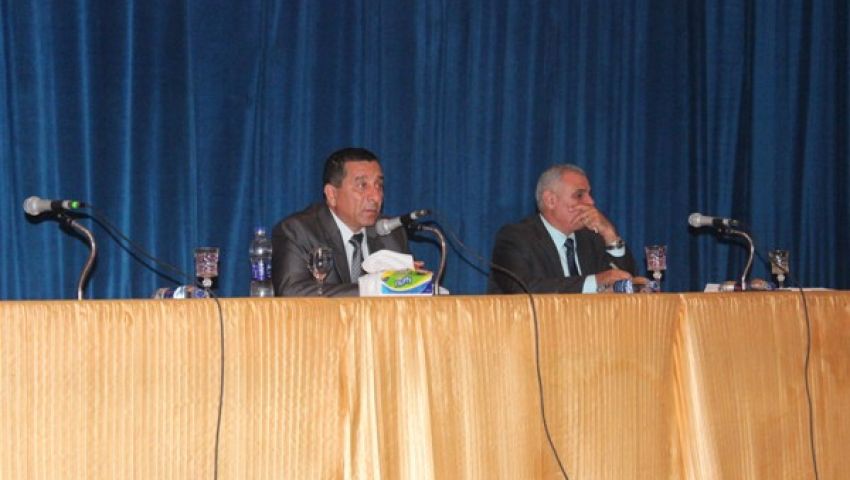 محافظ البحيرة لـ المسؤولين: حافظوا على مكتسبات 30 يونيو