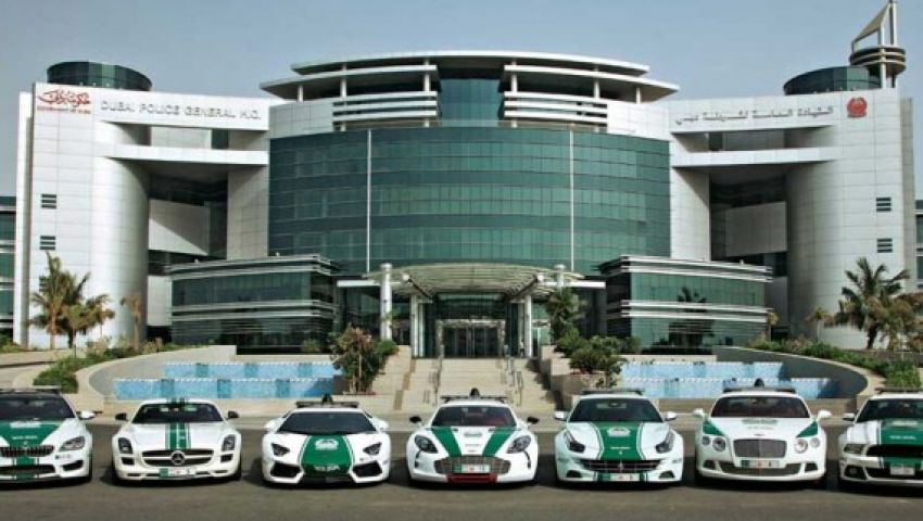 شرطة دبي تستعين بسيارات خارقة