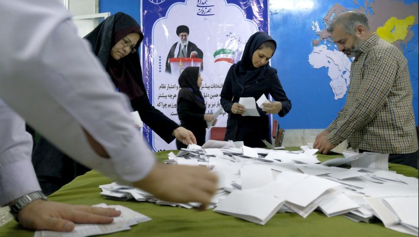 الأقليات.. ورقة انتخابية أخيرة في إيران