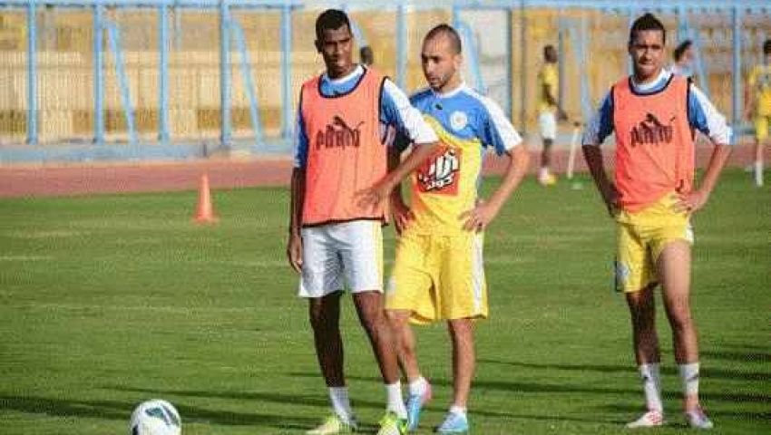 الإسماعيلي يواجه كايزر تشيفز الجنوب أفريقي بمباركة الجبلاية