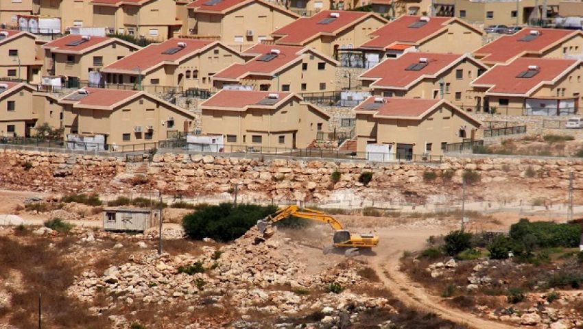 بنوك فرنسية تمول الاستيطان الإسرائيلي في الأراضي الفلسطينية