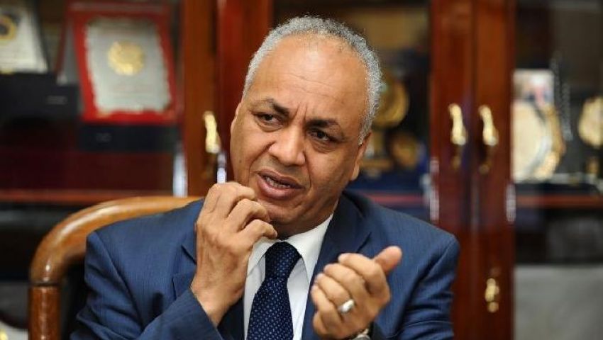 فيديو..بكري للحكومة: الناس اتخنقت..وإحنا محتاجين الحشود خلف الرئيس