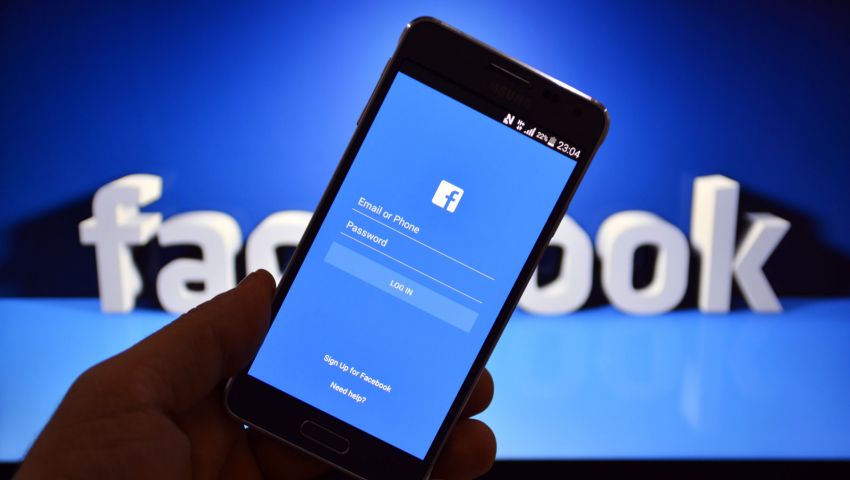 في سقطة جديدة.. «فيسبوك» تصطدم مستخدميها بسبب انتهاك خصوصية «الباسوورد»