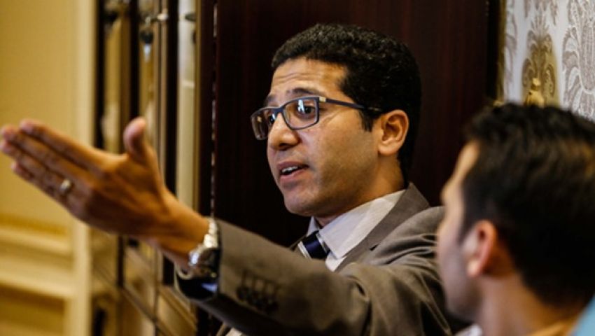 هيثم الحريري يتضامن مع البرادعي ويرفض تسريبات مكالماته الهاتفية