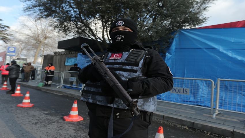 هدم ملهى رينا في إسطنبول