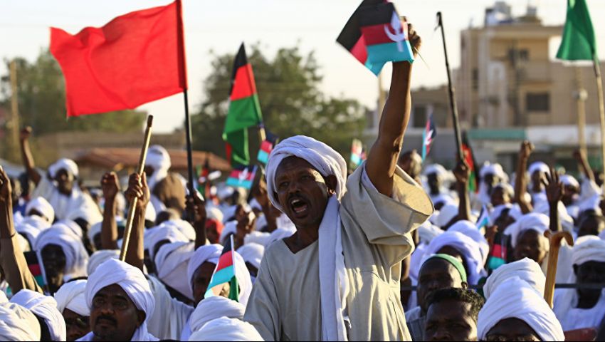 قوى سودانية تعلن مشاركتها في العصيان المدني.. وتتمسّك بمطالبها