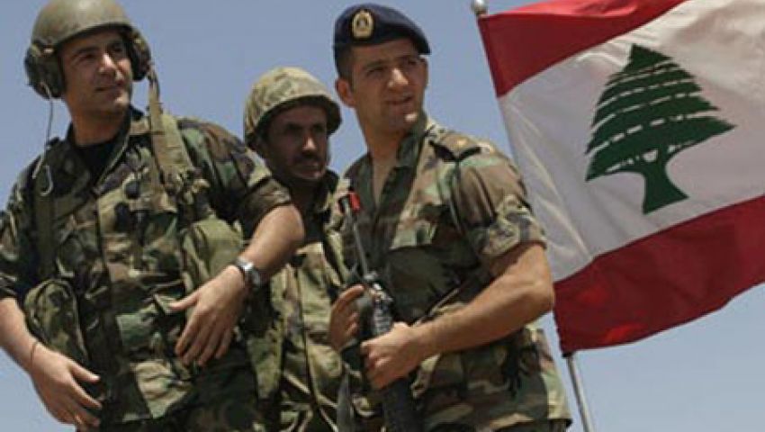 لبنان يوقف إقامة ساتر ترابي على الحدود مع سوريا