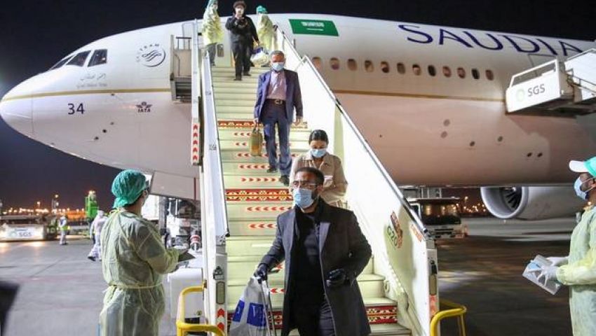 بعد تعليق الرحلات بالسعودية.. تعرف على مصير المصريين الموجودين بالمملكة