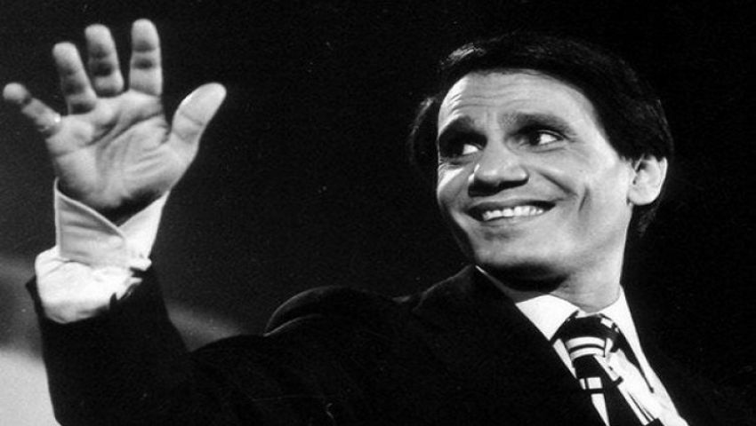 بالفيديو والصور| أحمد المسلماني في منزل عبد الحليم حافظ