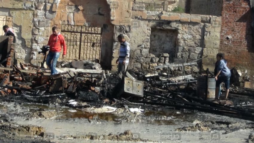 بالفيديو| أصحاب البضائع المحروقة بسوق الجمعة : بيوتنا اتخربت والتُرابيّة السبب