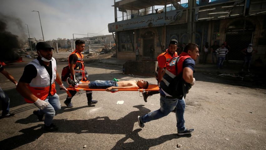 100 مصاب فلسطيني في مواجهات مع جيش الاحتلال بالضفة