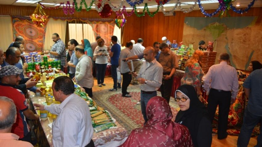 بالصور.. افتتاح معرض أهلا رمضان للعاملين بالبترول