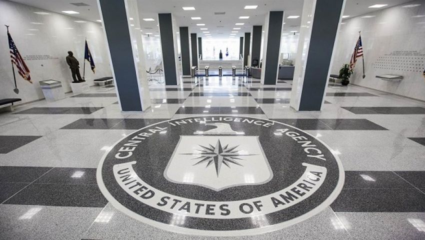 مؤسس ويكيليكس: «CIA» أعطت تعليمات لاختراق الانتخابات الفرنسية