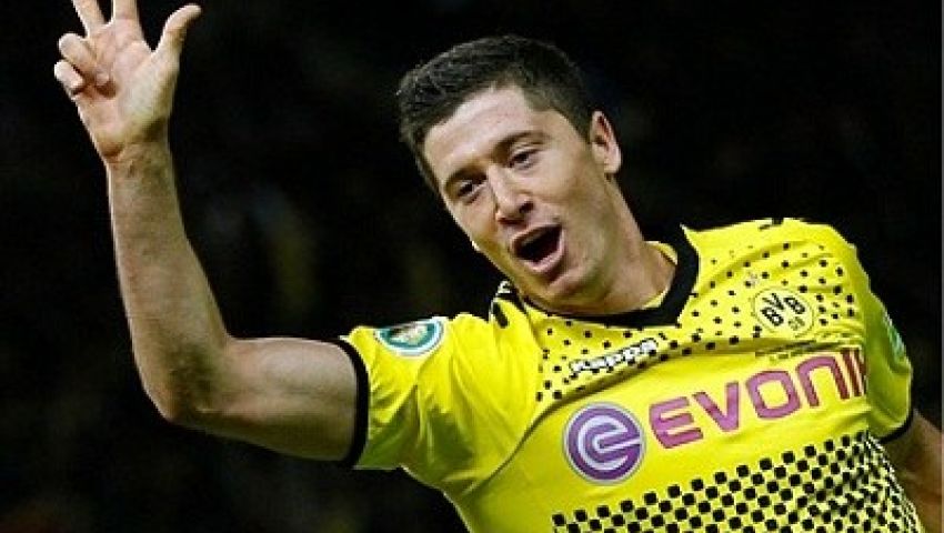 ليفاندوفسكي يقود دورتموند للفوز الثالث على التوالى