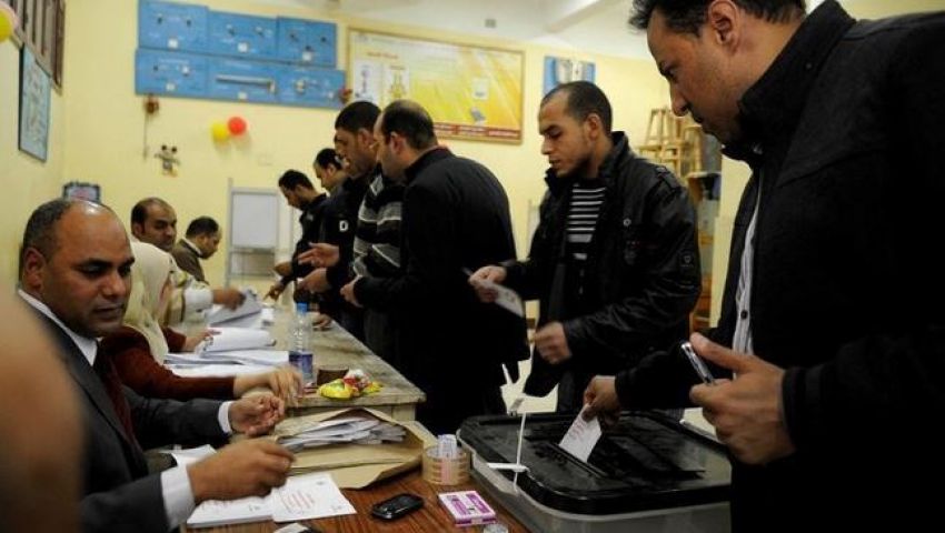 6 إبريل تطالب بالتحقيق في تجاوزات الاستفتاء