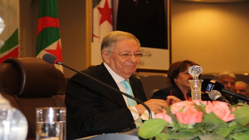 الحزب الحاكم بالجزائر يضع شرطًا لعقد تحالفات لتشكيل الحكومة