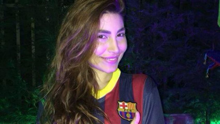صورة.. يارا في العاصمة الإسبانية مدريد لمشاهدة «الكلاسيكو»