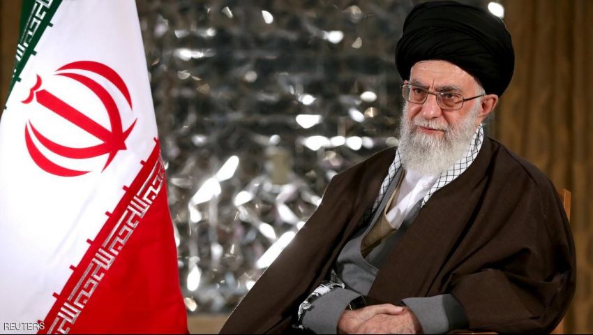 خامنئى غاضب من خطة للتعليم  طرحتها اليونسكو
