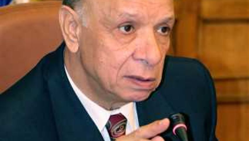 محافظ القاهرة يشارك في جلسة برلمان شباب القاهرة