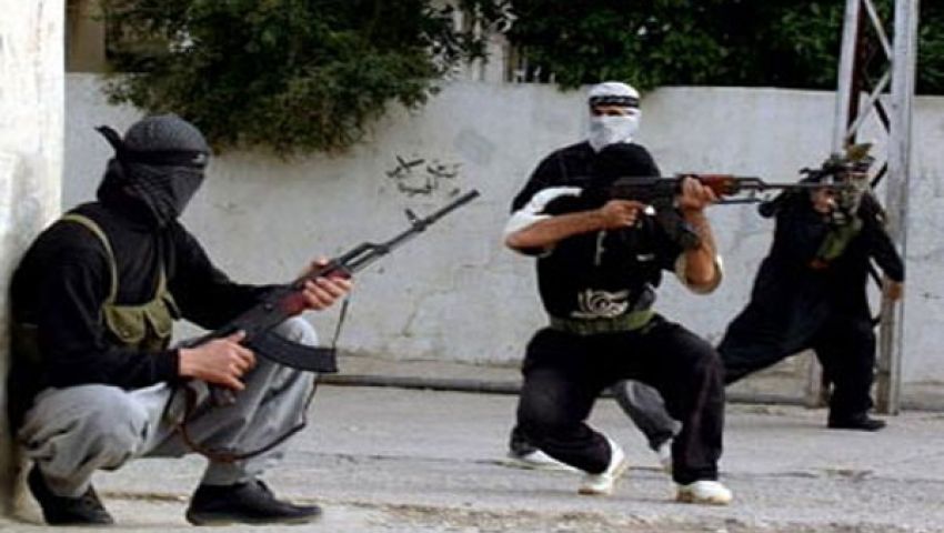 إصابة 3 شرطيين فى الهجوم على قسم الشيخ زويد