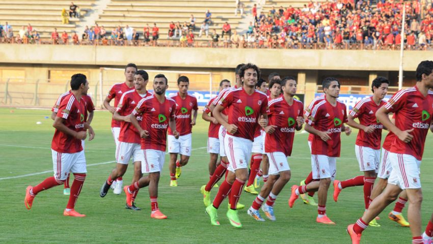 اليوم.. الأهلى يجرب خطة القطن فى ودية الشمس