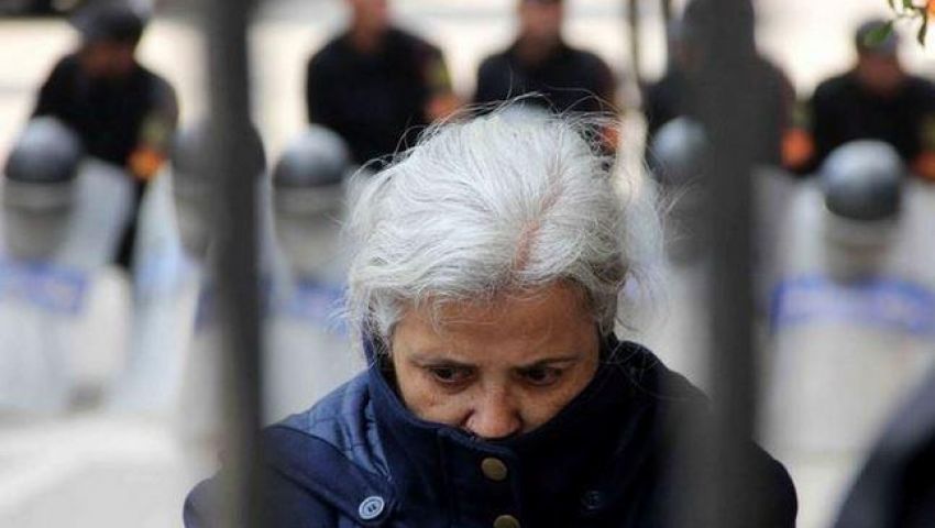 مغردون يتهمون منى مينا بالتخطيط لضرب السياحة العلاجية