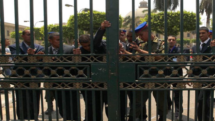 إغلاق أبواب قصر الاتحادية بالكتل الخرسانية