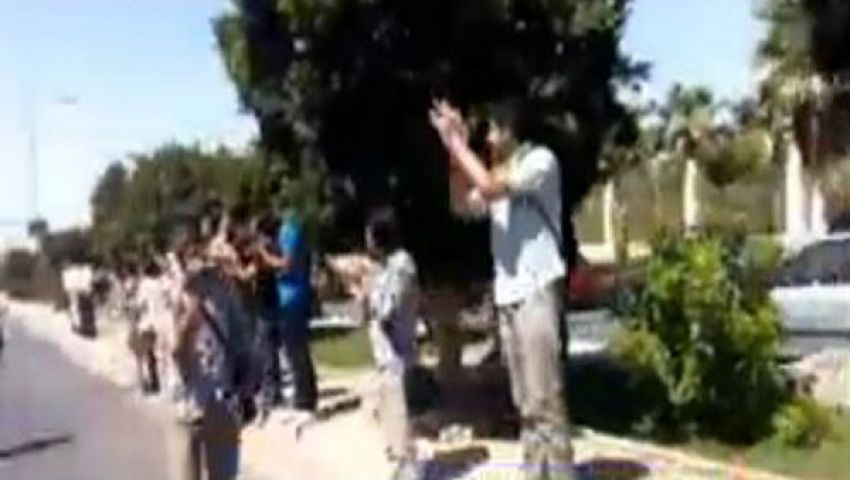 فيديو.. سلسلة بشرية بأكتوبر: مش هنخاف من الداخلية