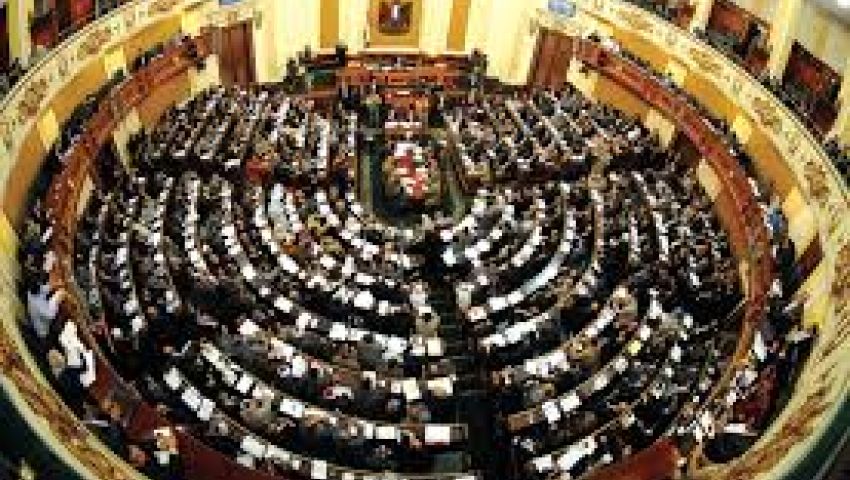 البرلمان يوافق على قانون تعويض شركات المقاولات
