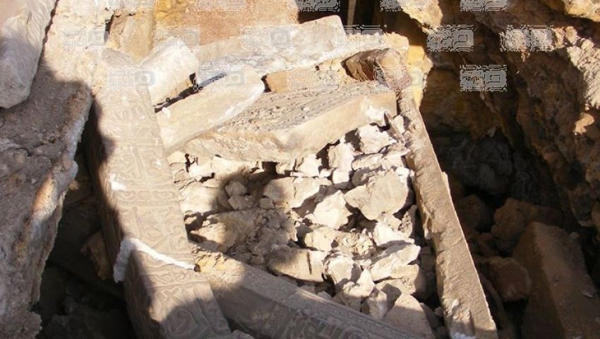 صور| بعد سقوط تركيبة «عثمان بك»..المياه الجوفية تهدد مقابر «العائلة المالكة»