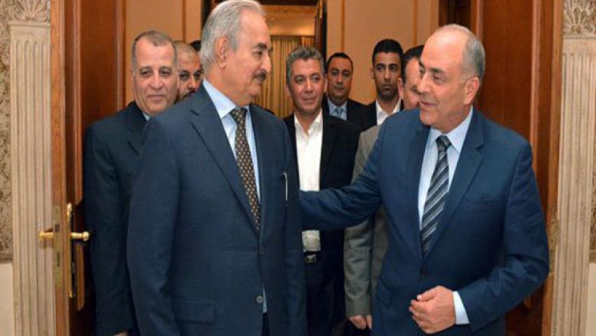 رئيس الأركان يبحث مع حفتر تطورات الأزمة الليبية