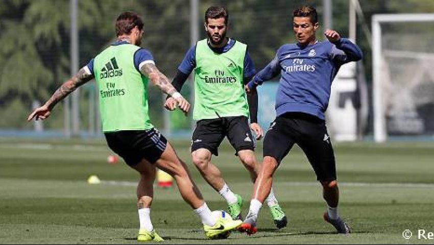 ريال مدريد يستأنف تدريباته بعد خسارة الكلاسيكو