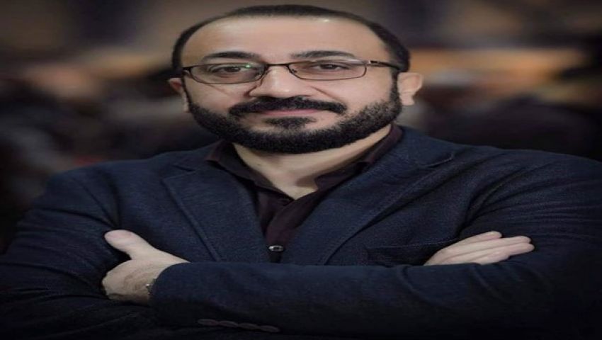 أزهر جرجيس يتحدث عن روايته المنافسة في «البوكر» وثورة العراق (حوار)
