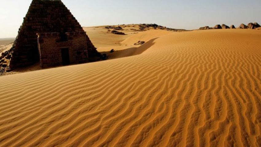 الخرطوم.. إنقاذ 107 مهاجرًًا غير نظامي من الموت في الصحراء