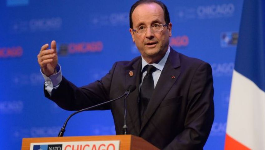 أولاند يطالب بتعزيز الأمن الإلكتروني للانتخابات الرئاسية الفرنسية