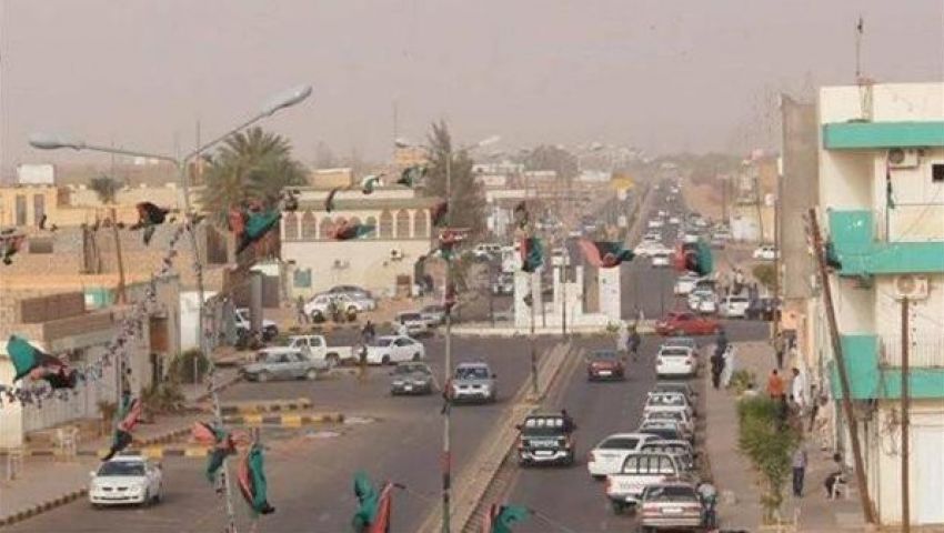 ليبيا.. نقص الوقود وارتفاع أسعاره يتسببان بتعليق الدراسة في بلدة ليبية