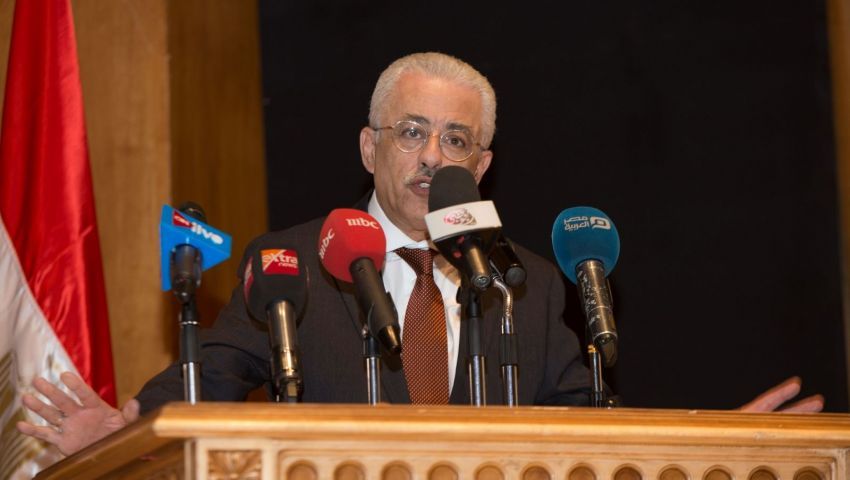 «التعليم» تكشف حقيقة إلغاء امتحانات «أولى ثانوي» للمصريين بالخارج
