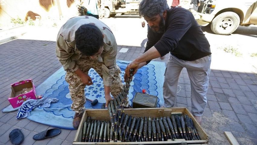 الهدوء الحذر يسيطر على طرابلس وترقب لوصول قوات حفتر