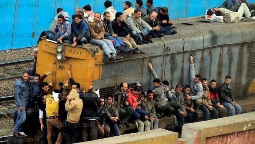 مواطنون: مكيف الإسكندرية بقى قطر الصعيد في العيد