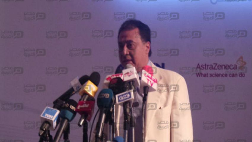 بالصور| وزير الصحة: خدمات علاجية جديدة لغير القادرين