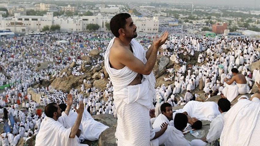 «السياحة» تناقش أزمة تسعير الحج .. ومصدر: 15% زيادة في الأسعار