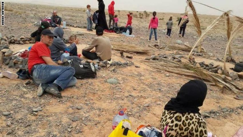 بعد طردهم من الجزائر.. المغرب ترفض استقبال لاجئين سوريين ينامون فى العراء