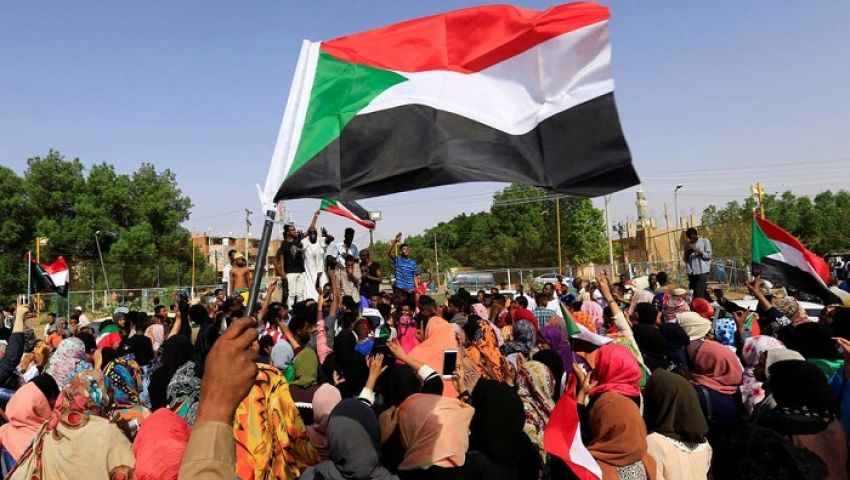 صحيفة أمريكية: بعد الاتفاق.. مخاوف من اتباع السودان نهج الربيع العربي