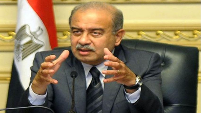 شريف إسماعيل: نبذل كل الجهد لتقليل العجز في الموازنة