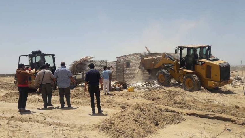 الإسماعيلية.. حملة لإزالة التعديات على 1071 فدان من أملاك الدولة