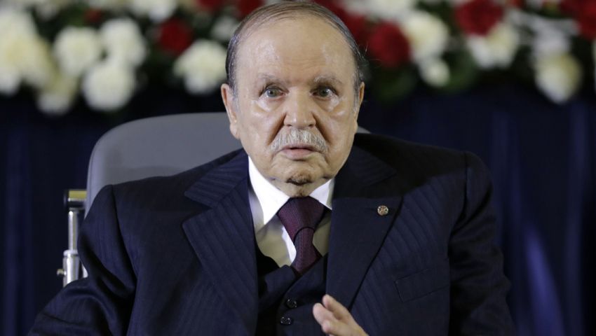 بوتفليقة: تعديل الدستور حصن الجزائر داخليا وخارجيا