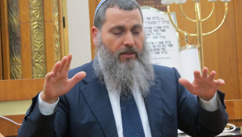 حاخام إسرائيلي: أدعو الله ألا يكون دمار مصر على يد السيسي