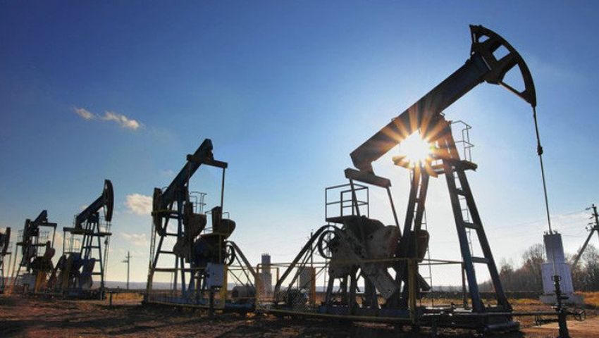 الكويت: انخفاض أسعار النفط يؤثر على اقتصادات دول الخليج